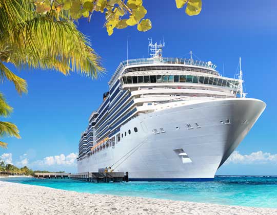 Paseo en barco por barcelona