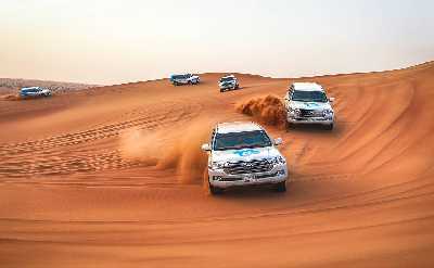 Dubai: Red Dune Desert Safari, Camel Ride & Al Khayma Camp - 7-Hrs Tour & BBQ Dinner