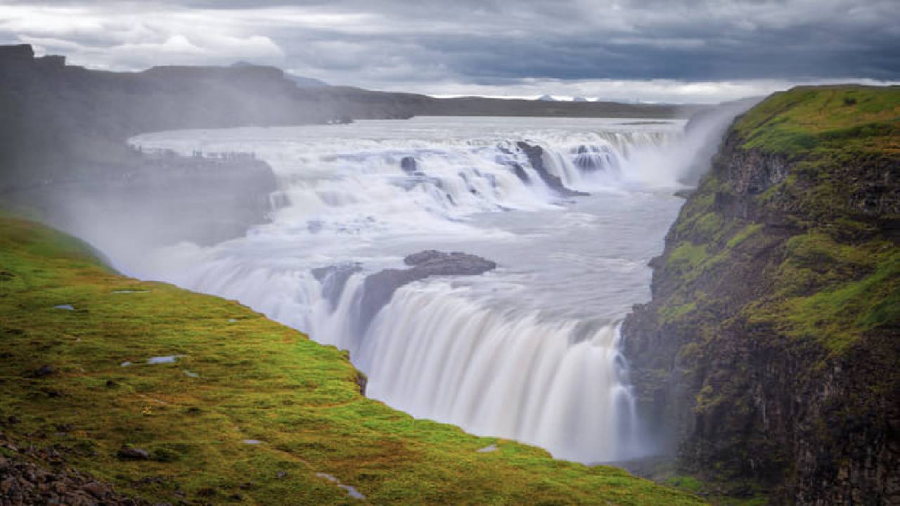 Golden Circle, Secret Lagoon & Friðheimar Tomato Farm (Small Group)