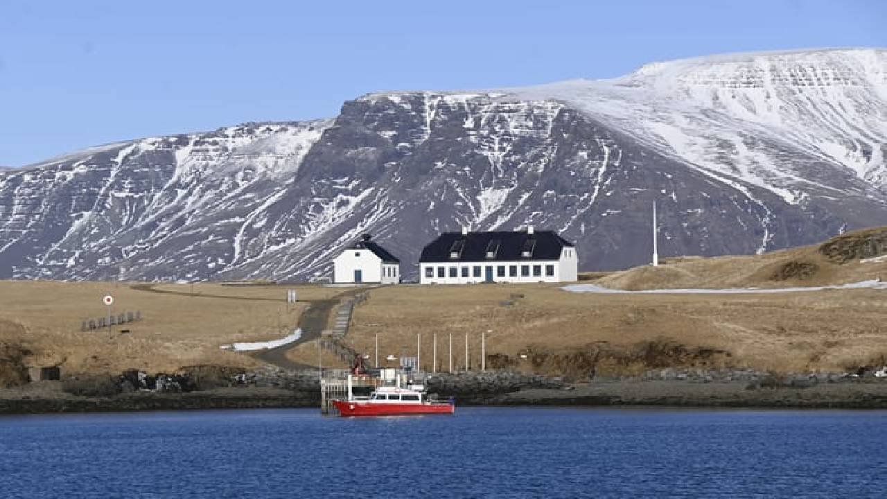 Viðey Ferry - from Skarfabakki