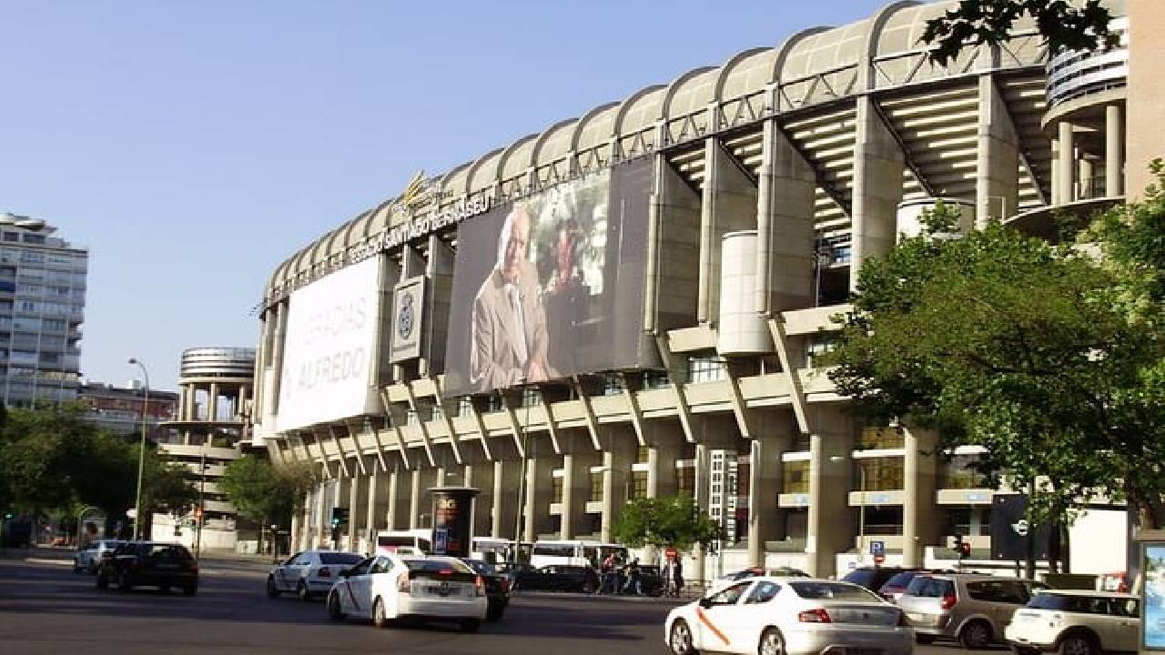 Madrid Reserved Access to Santiago Bernabeu