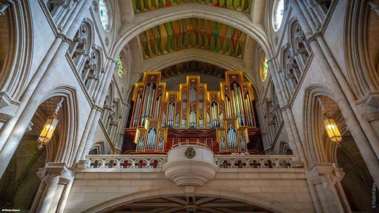 Madrid: Prado to Plaza de España In-App Audio Tour