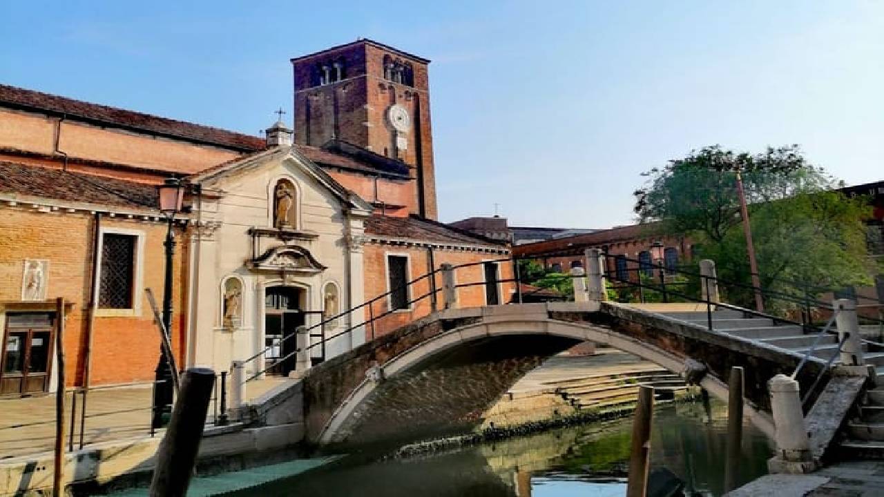 Venice Dorsoduro Walking Tour Off The Beaten Tracks with In-App Audio Guide