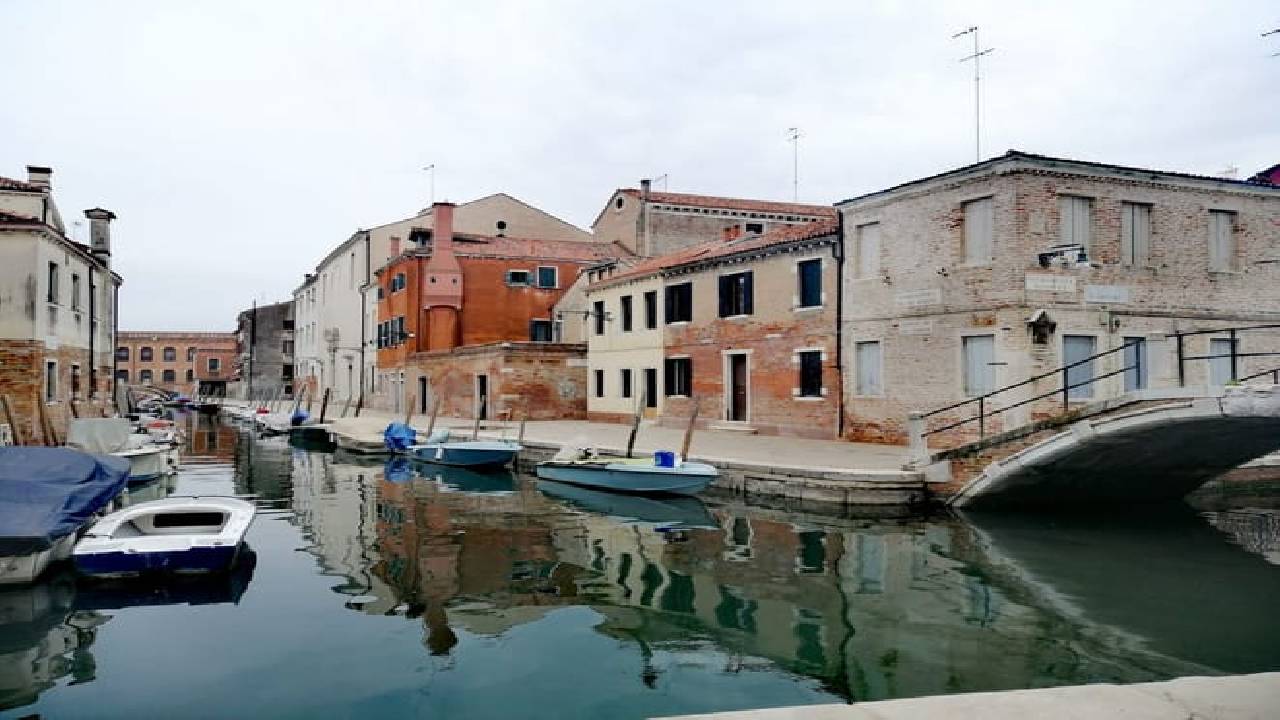 Venice Dorsoduro Walking Tour Off The Beaten Tracks with In-App Audio Guide