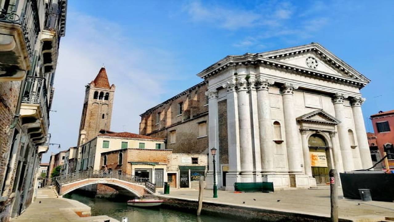 Venice Dorsoduro Walking Tour Off The Beaten Tracks with In-App Audio Guide