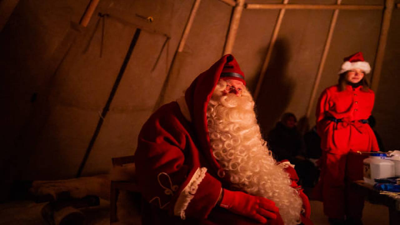 Rovaniemi: Santa Claus & Northern Lights Experience - The Original & World’s First
