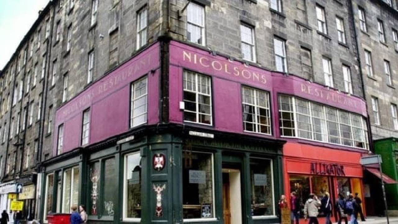Edinburgh: Harry Potter Themed Private Audio Tour with Mobile App