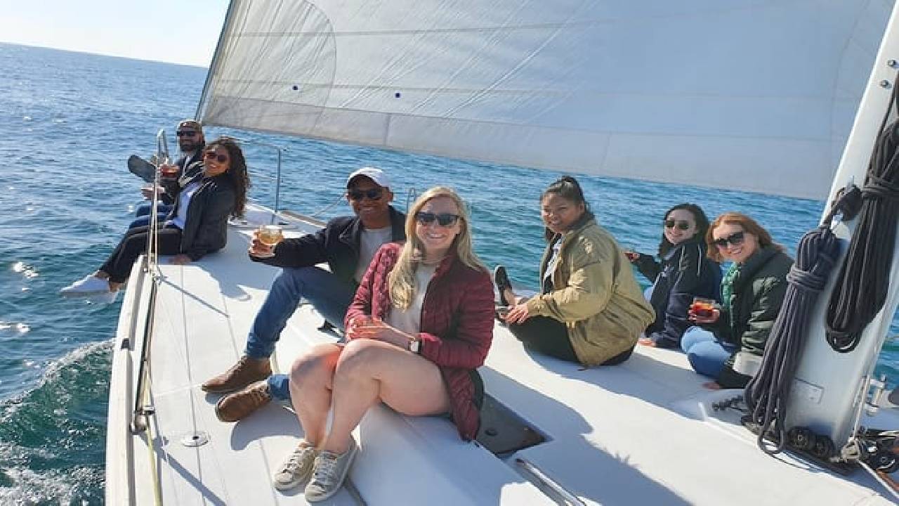 Waves & Wines: Private Wine & Tasting Experience in Barcelona