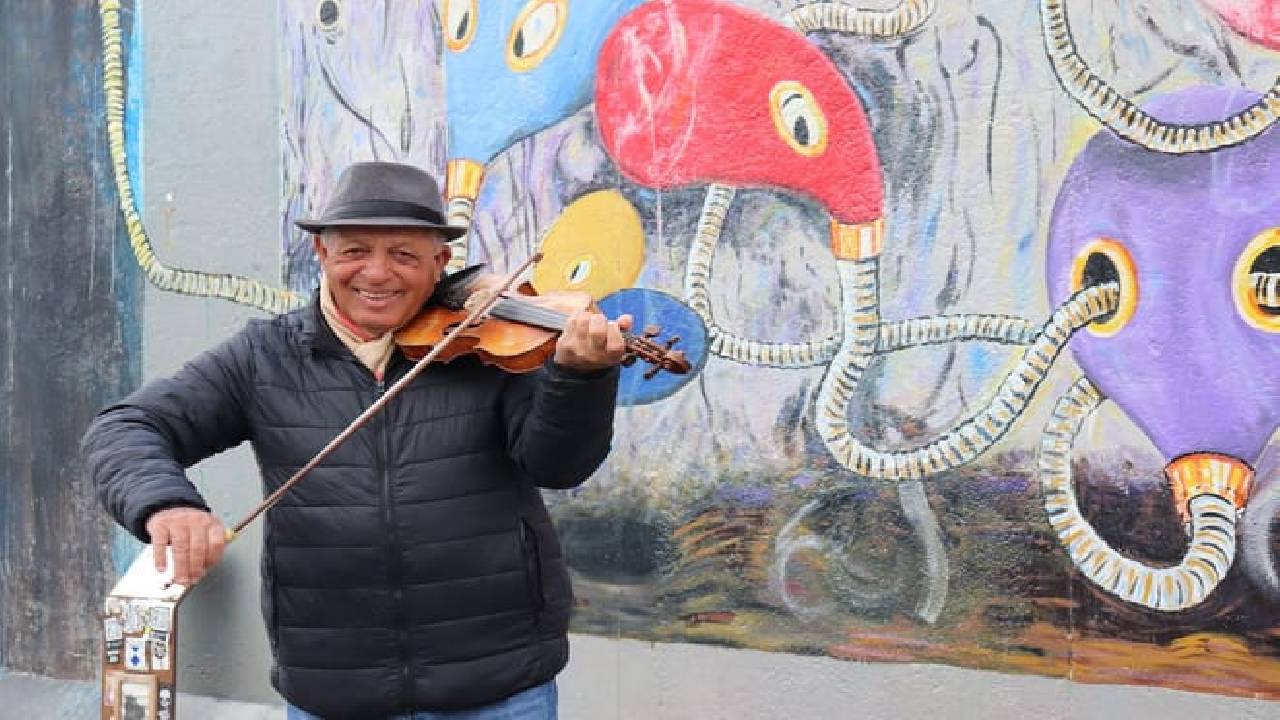 Beyond the Berlin Wall: East Side Gallery Self-Guided Audio Tour