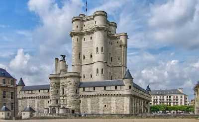 Chateau de Vincennes: Audio Tour Experience
