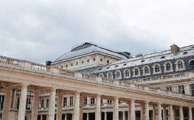 Walking Audio Tour: Palais Royal & Covered Galleries