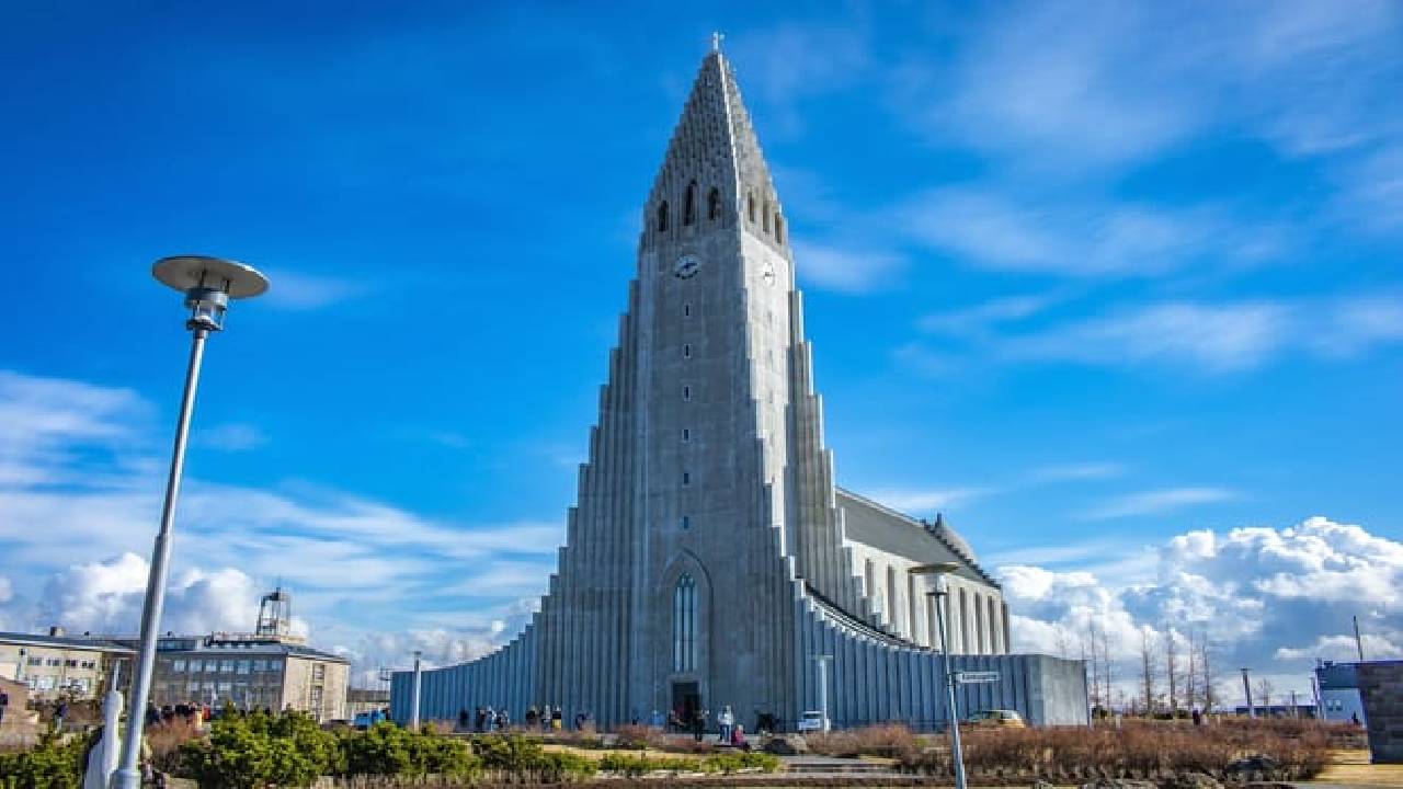 Reykjavik In-App Audio Tour: a Walk Through the World's Northernmost Capital