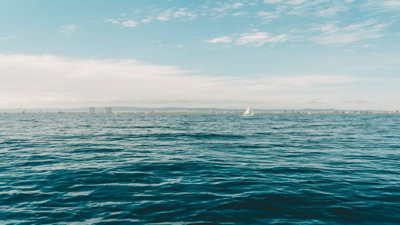 3 hours private luxury catamaran Barcelona (Bali 4.1)