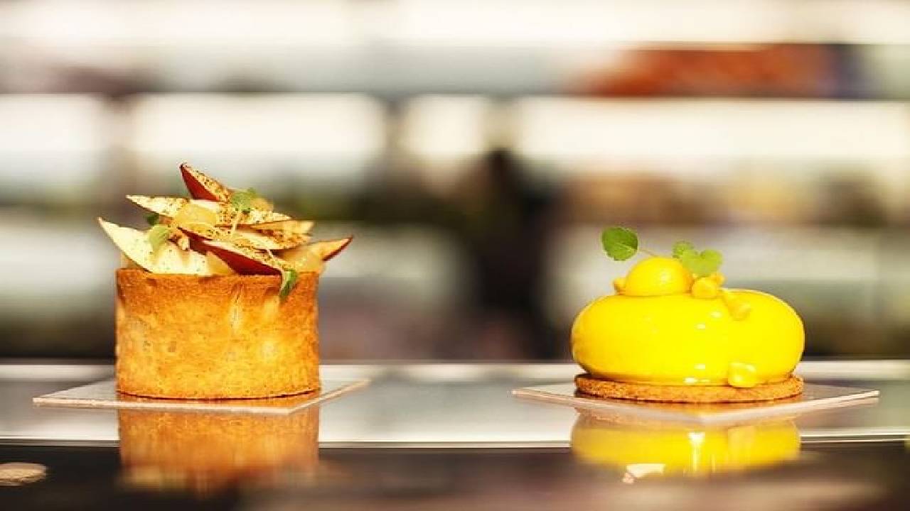 Private Chocolate , Pastries & Macaron Walking Tour of Saint-Germain