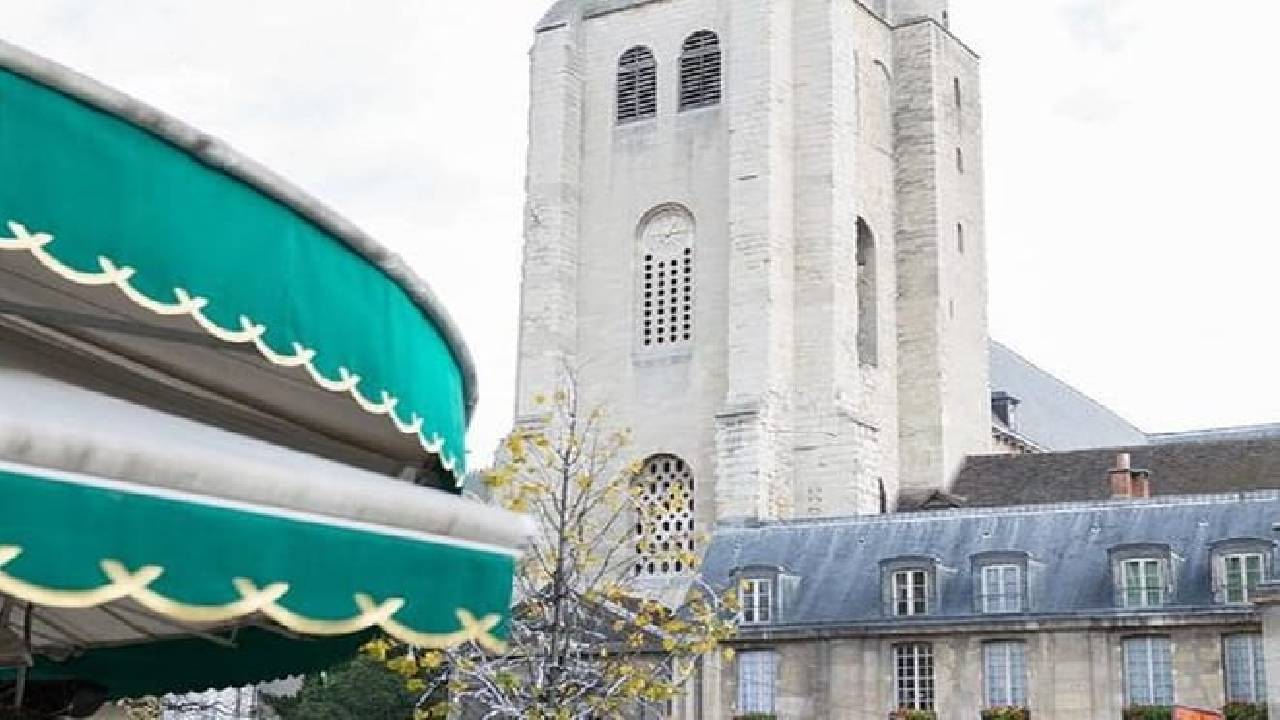 Private Chocolate , Pastries & Macaron Walking Tour of Saint-Germain