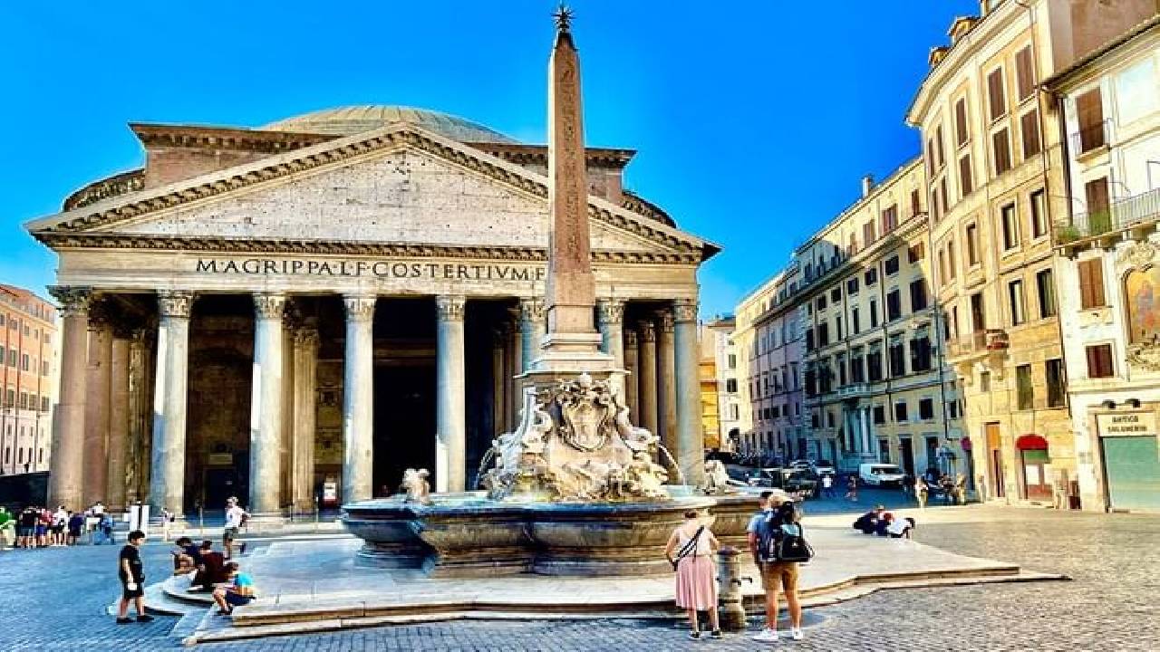 Best of Rome Colosseum, Squares and Fountains Private Walking Guided Tour 