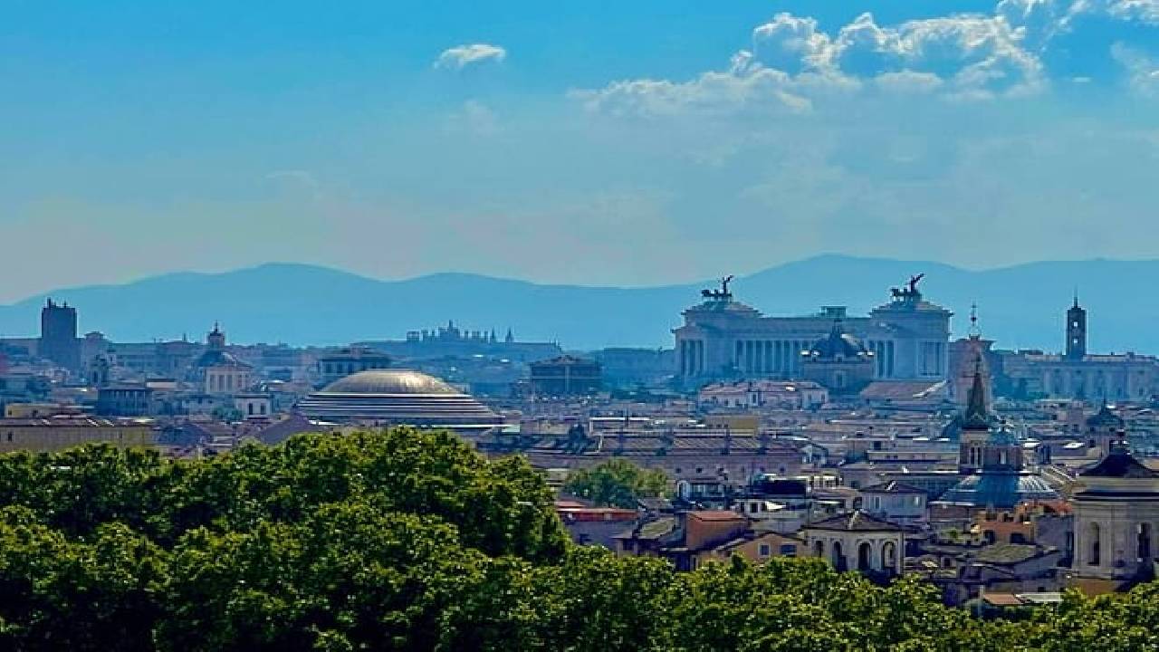 Exclusive Private Tour: Vatican Museums, Sistine Chapel & Castel Sant'Angelo