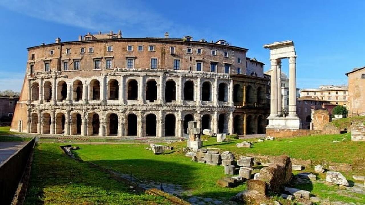 Rome 24-Hour Hop-On Hop-Off Bus + Colosseum, Roman Forum & Palatine Hill Tickets