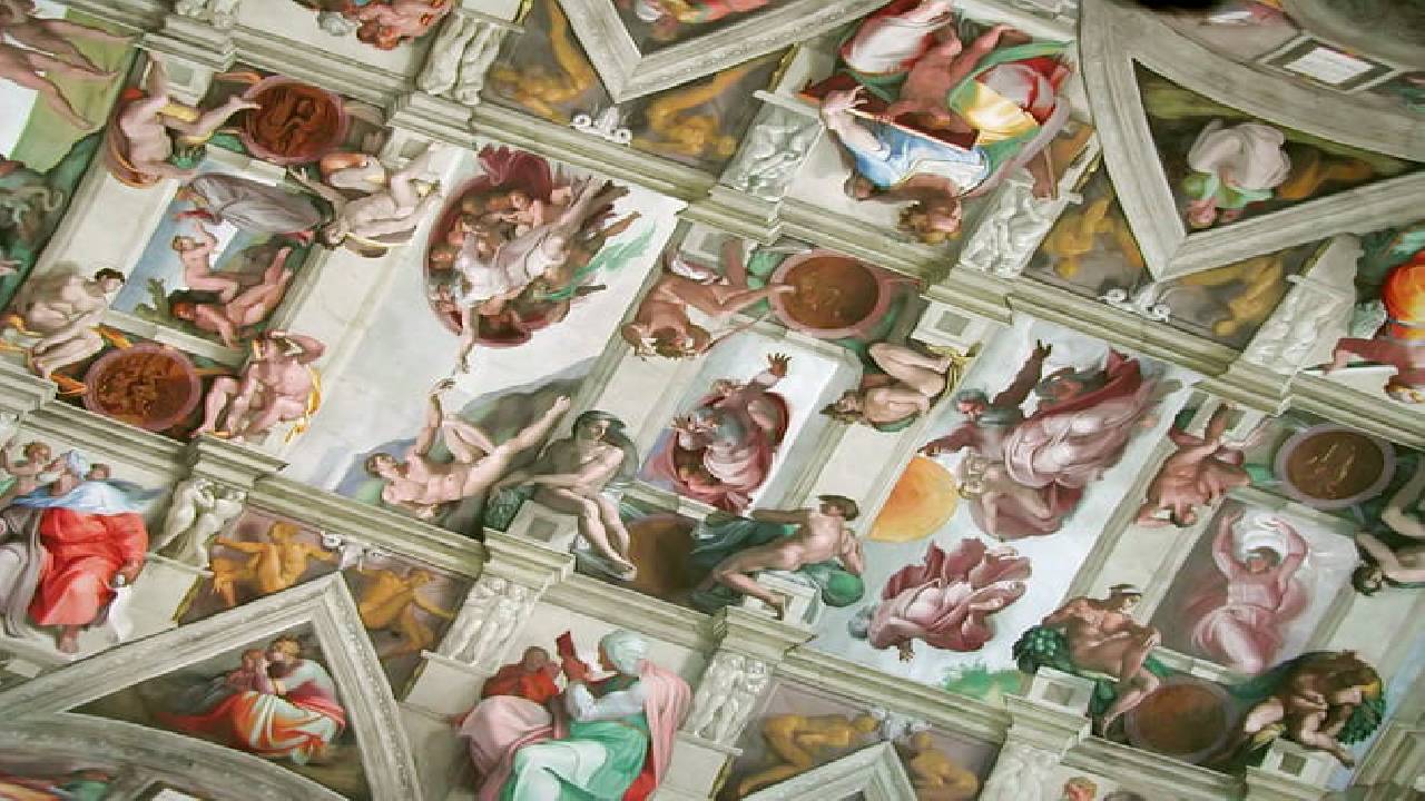 Rome 24-Hour Hop-On Hop-Off Bus + Vatican Museum & Sistine Chapel Tickets
