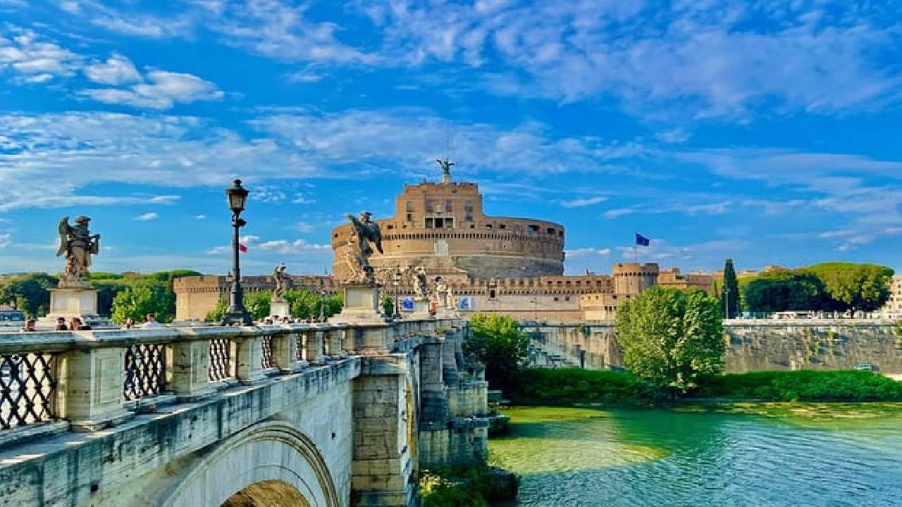 Rome Castel Sant’Angelo Private Tour – History, Mystery & Breathtaking Views