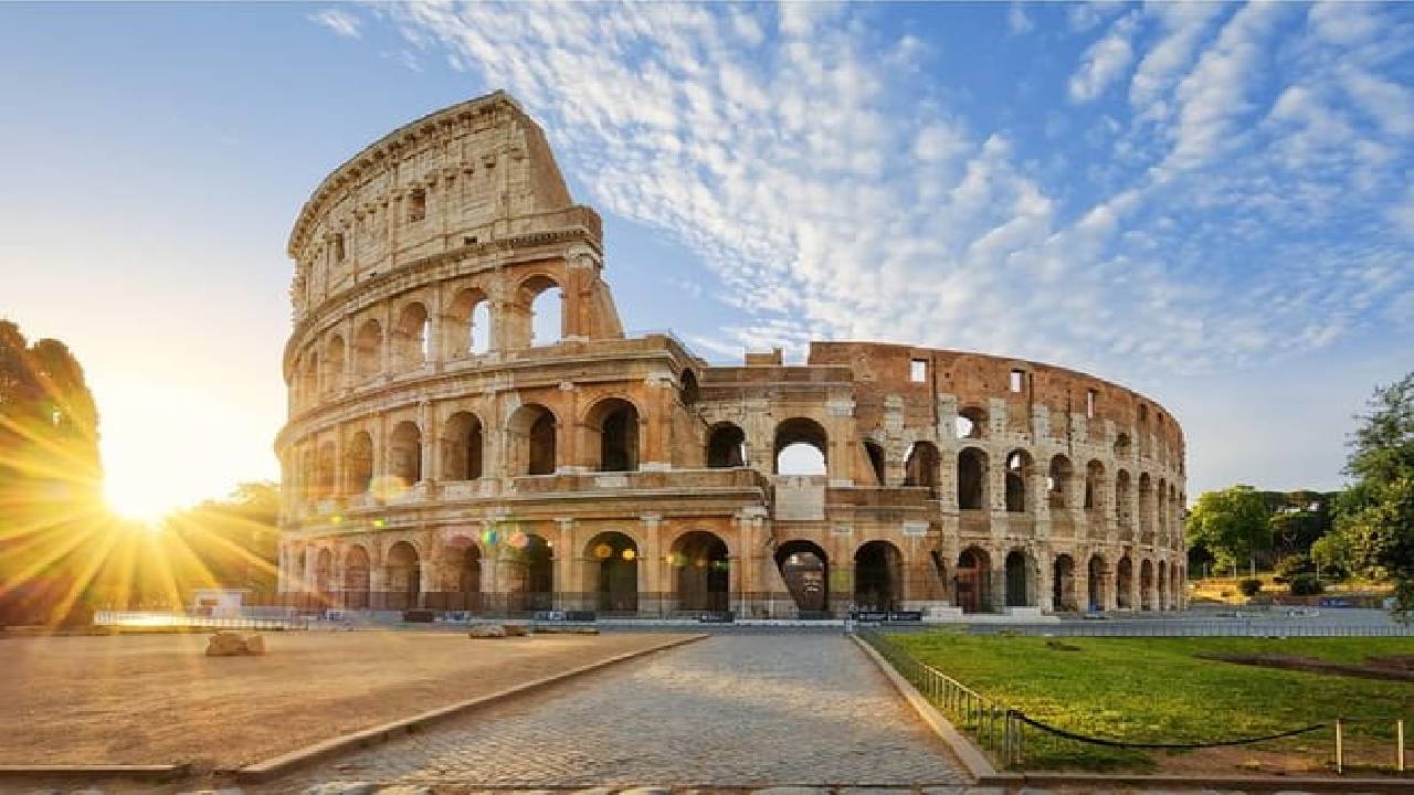 Rome in 2 Days: Colosseum, Vatican Museum, Underground Catacomb Tour