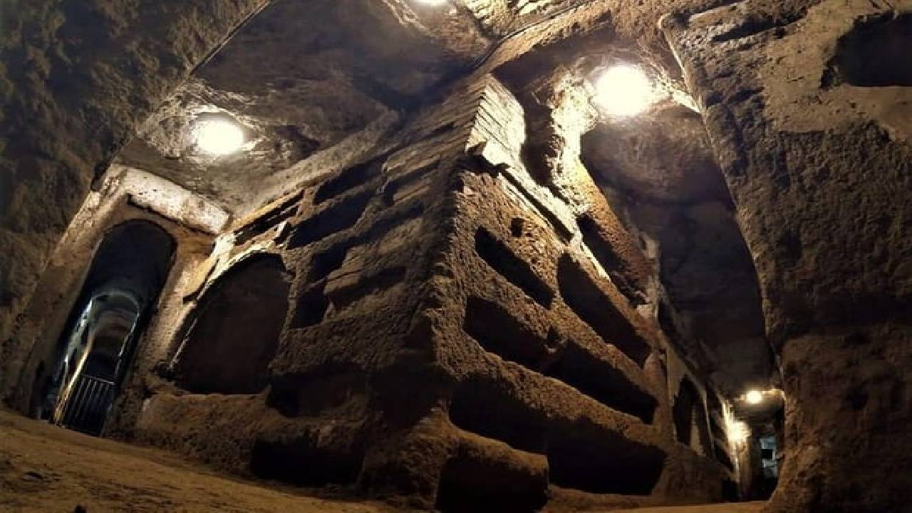 Rome Private Sightseeing and Catacombs Underground Guided Tour with Transfer
