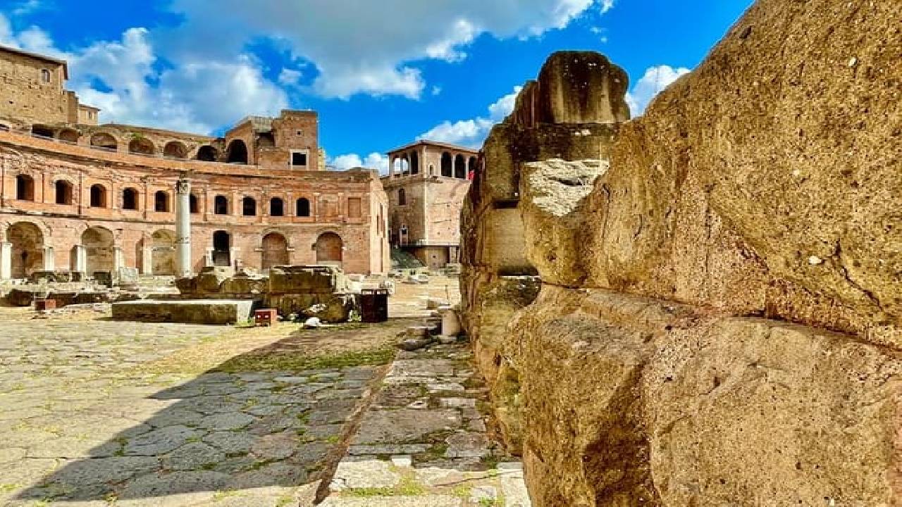 Rome Trajan Markets & Imperial Forum Private Tours Skip the Line