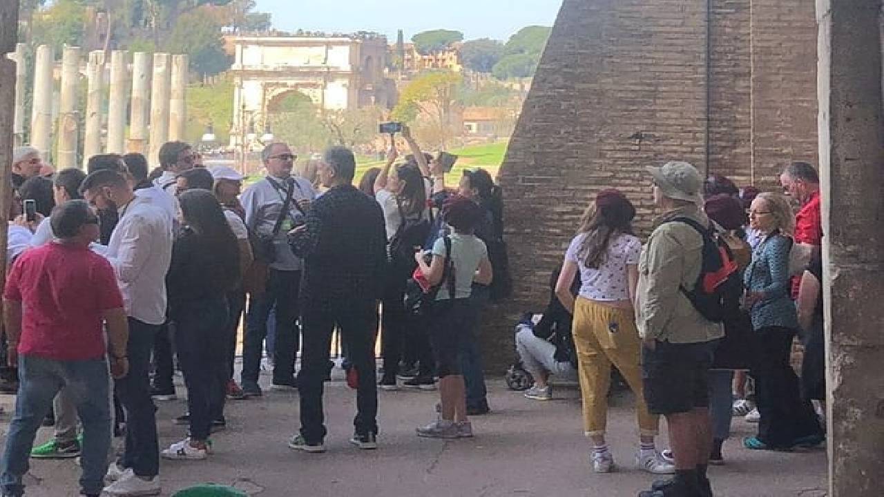 Colosseum, Roman Forum & Palatine Hill Guided Tour of Ancient Rome