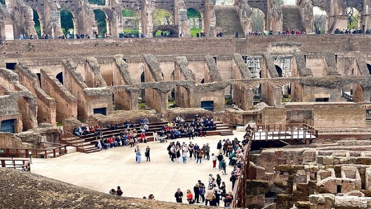Colosseum,Vatican Museum & Sistine Chapel in One Day Guided Tour | Fast Track Entrance