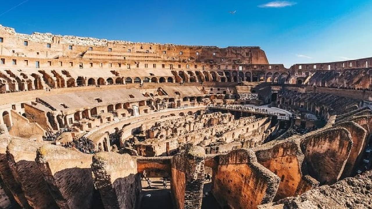 Colosseum,Vatican Museum & Sistine Chapel in One Day Guided Tour | Fast Track Entrance