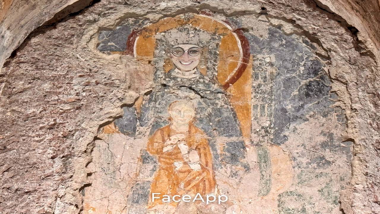 Underground Rome Private Tour: San Clemente, St. Peter in Chains & Ludus Magnus