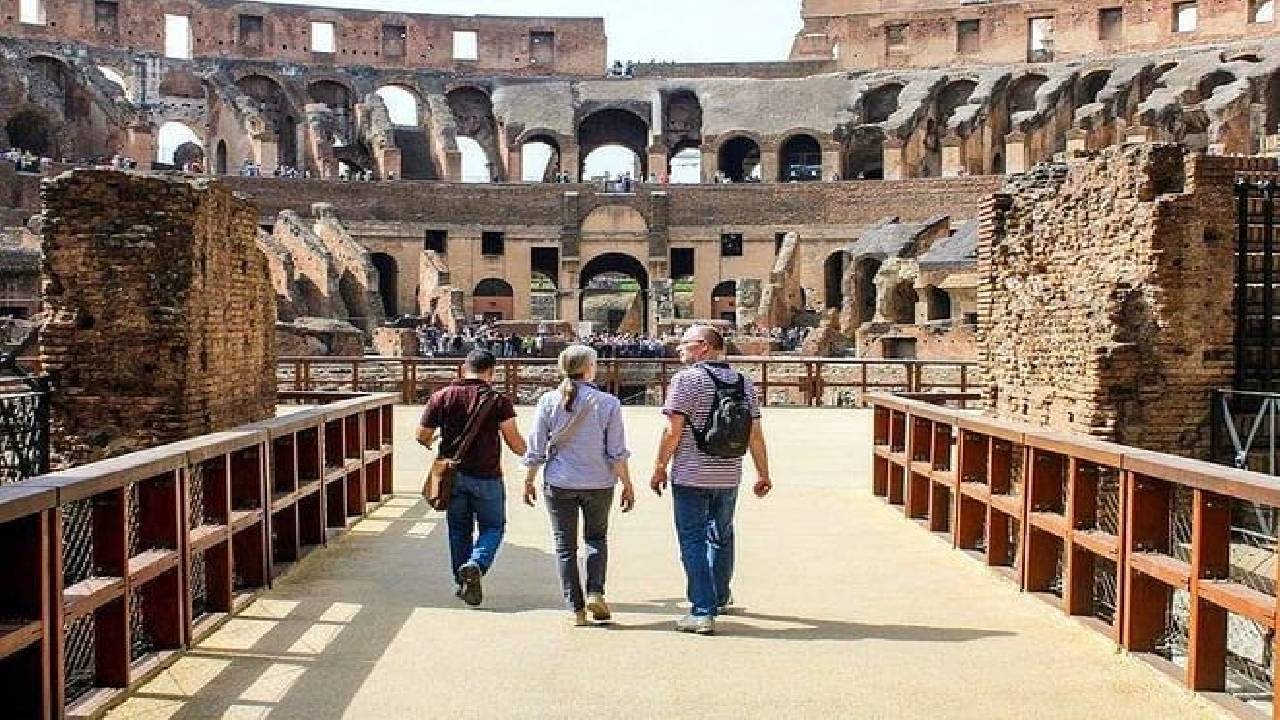 Rome Colosseum Arena and Roman Forum Exclusive Private Tour