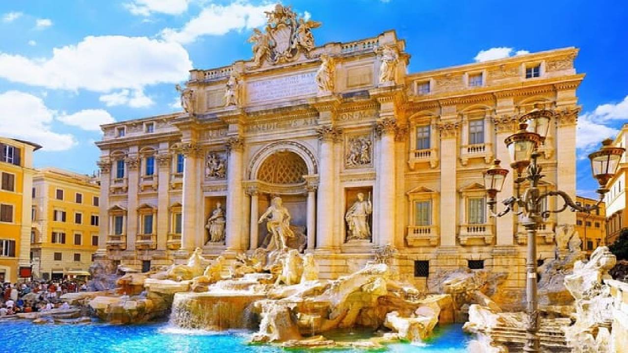 Rome Exclusive Private Chauffeured Tour with Food Tasting and Paired Wine