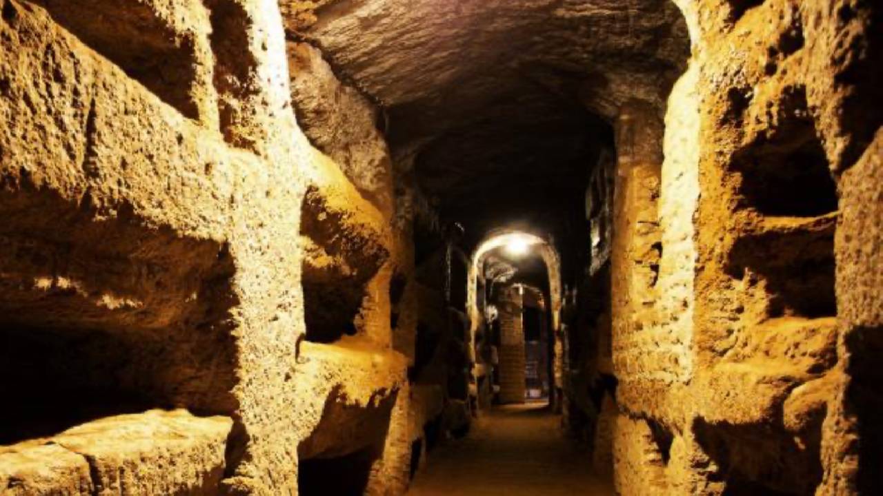 Rome Kids friendly Guided Tour upon the Walls and Undergrounds