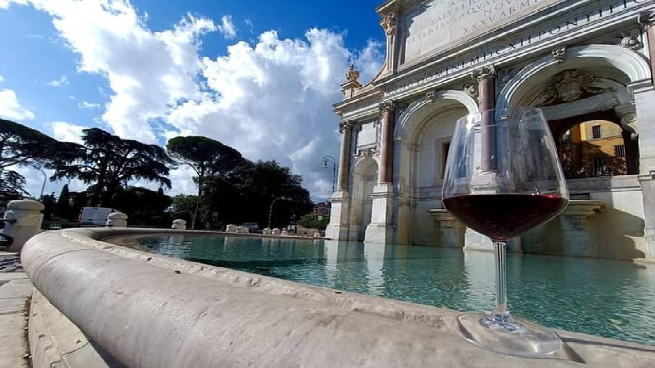 Rome: Trastevere Gourmet Food and Wine Tasting Experience