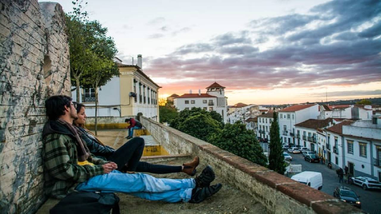 From Lisbon: Évora, Cathedral, Bones Chapel & Wine Tasting