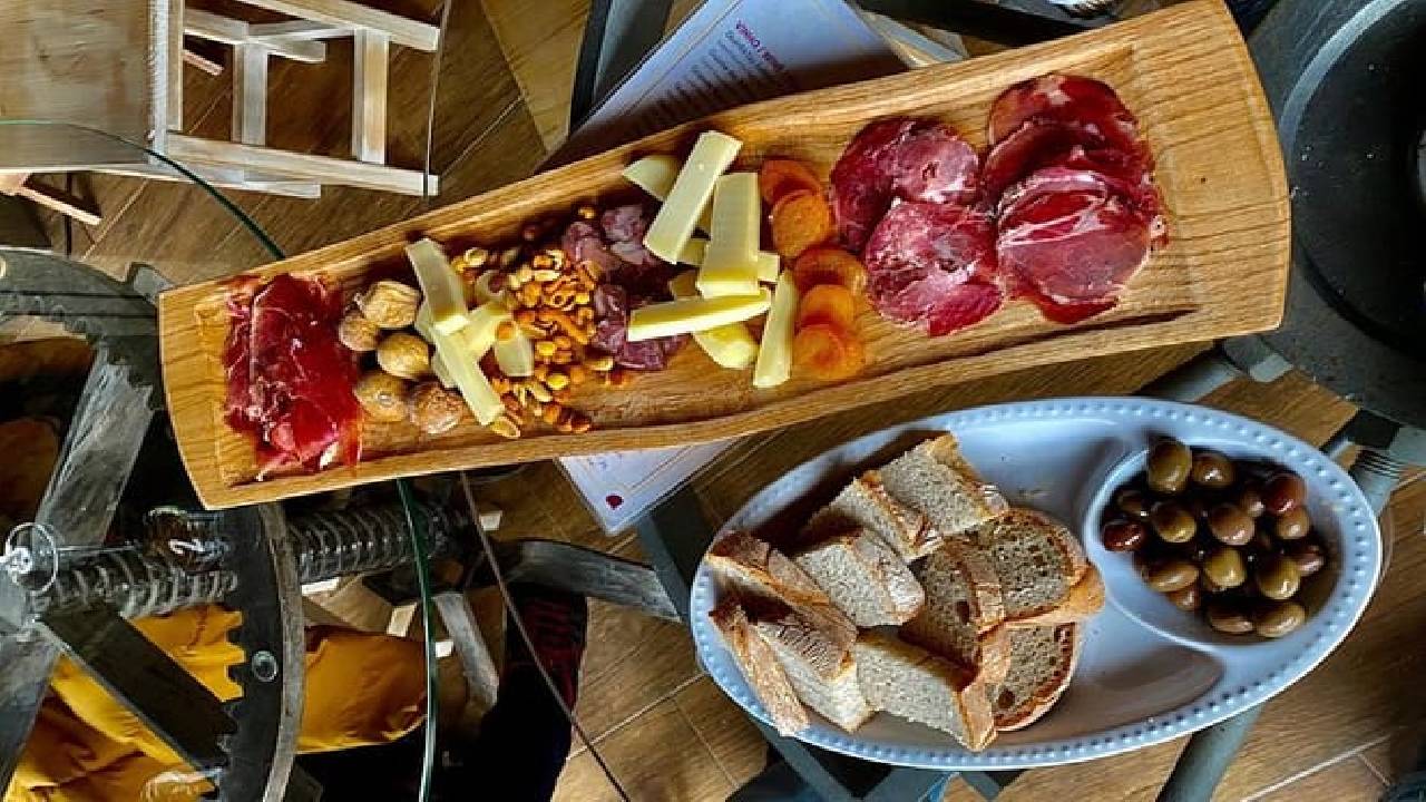 HIKING in the Douro Valley