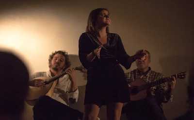 Associação: Tapas & Drinks with Fado Live Performance in Lisbon