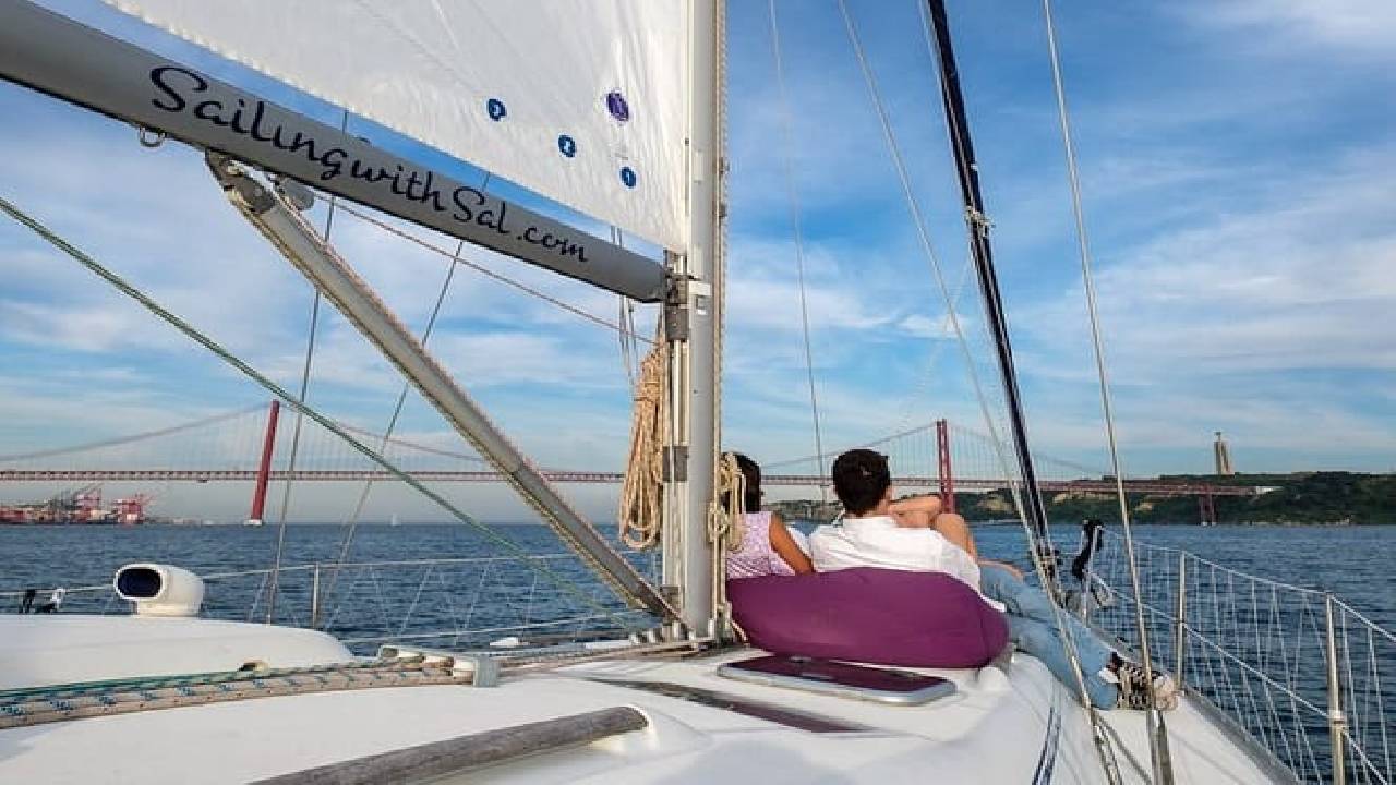 Discover Lisbon: Tagus River Sailing Tour