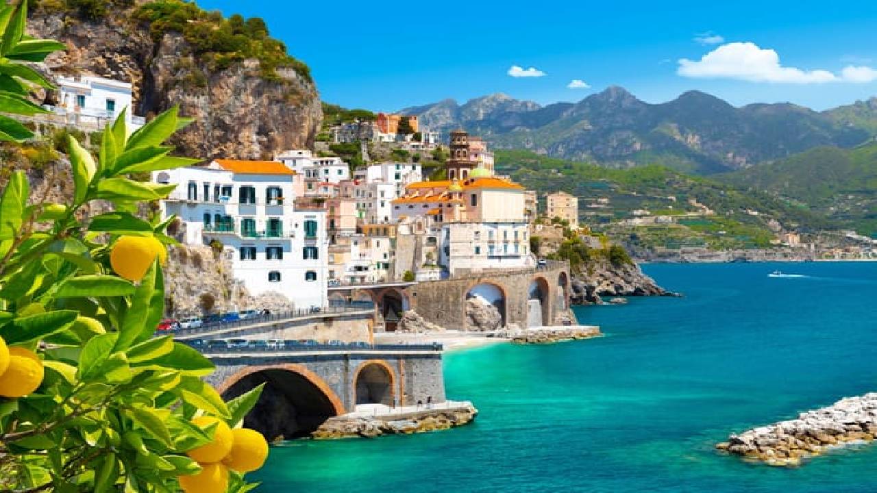 From Rome: Amalfi Coast, Positano & Amalfi with boat cruise and train