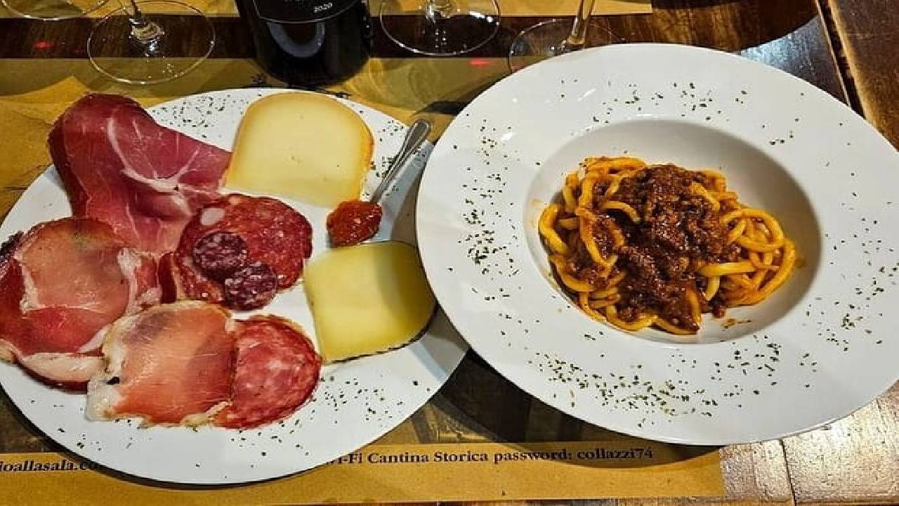 From Rome: Tuscany Hills, Wine Tasting & Montepulciano Lunch