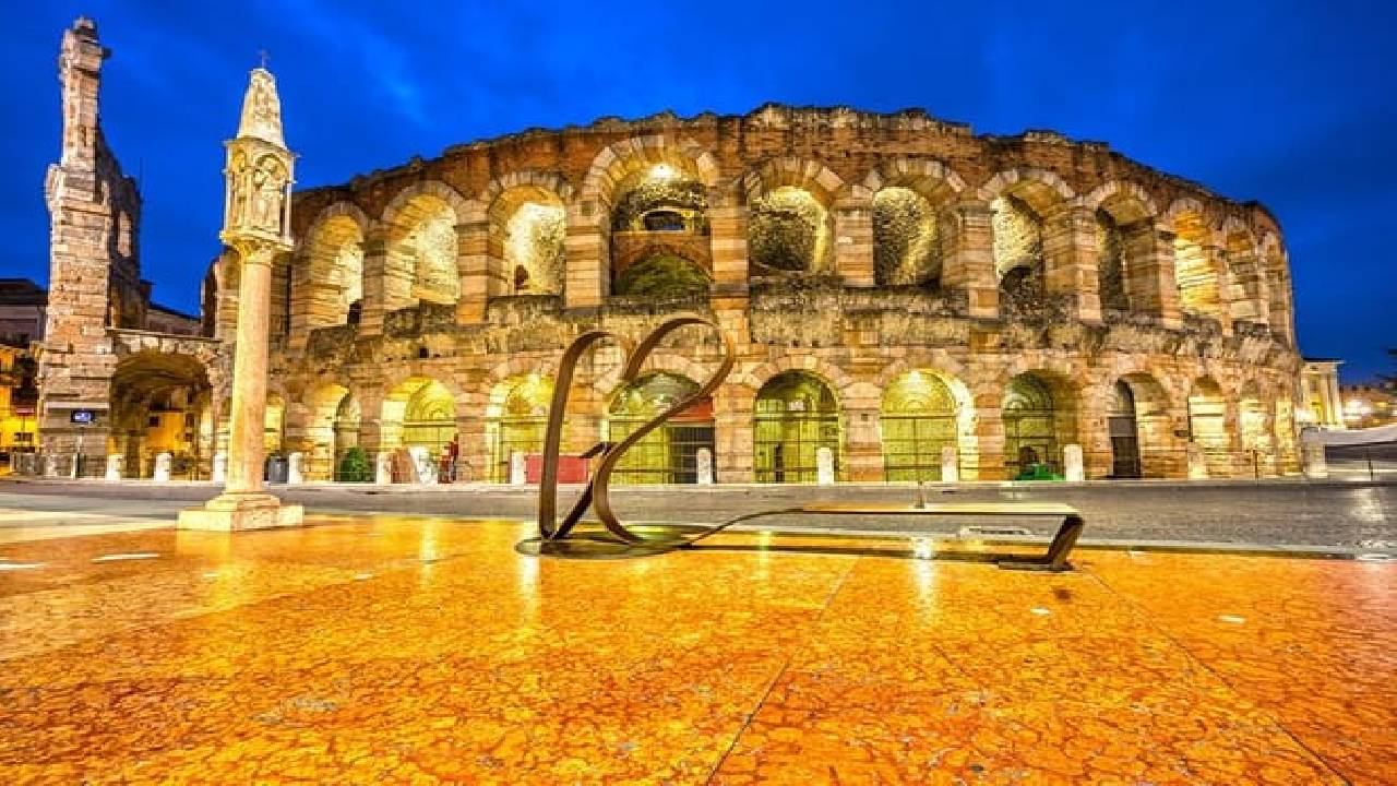 From Venice: Verona, Sirmione and Lake Garda Tour with Boat Cruise