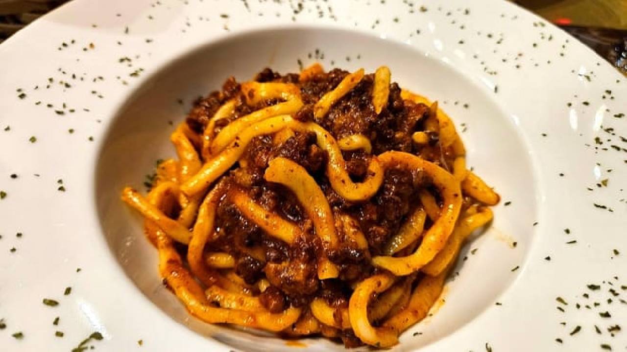 Tuscany Wines & Lunch: Montepulciano & Montalcino Experience