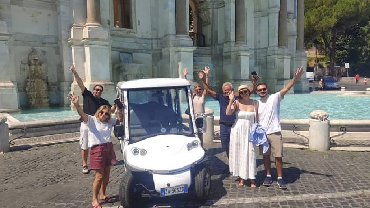 Explore Rome by Golf Cart