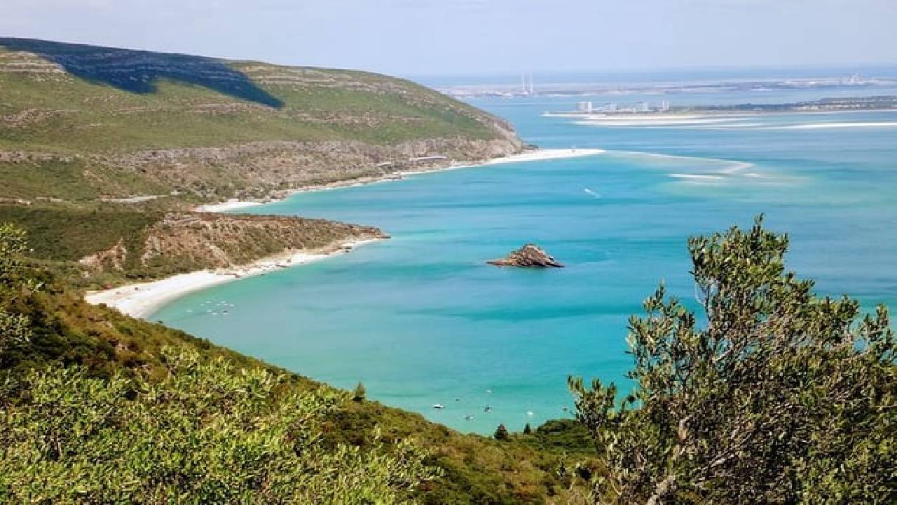 Arrábida Snorkeling & Wine 