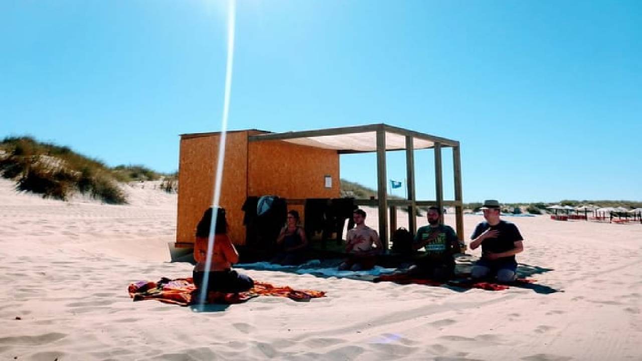 Costa da Caparica Surf and Yoga from Lisbon