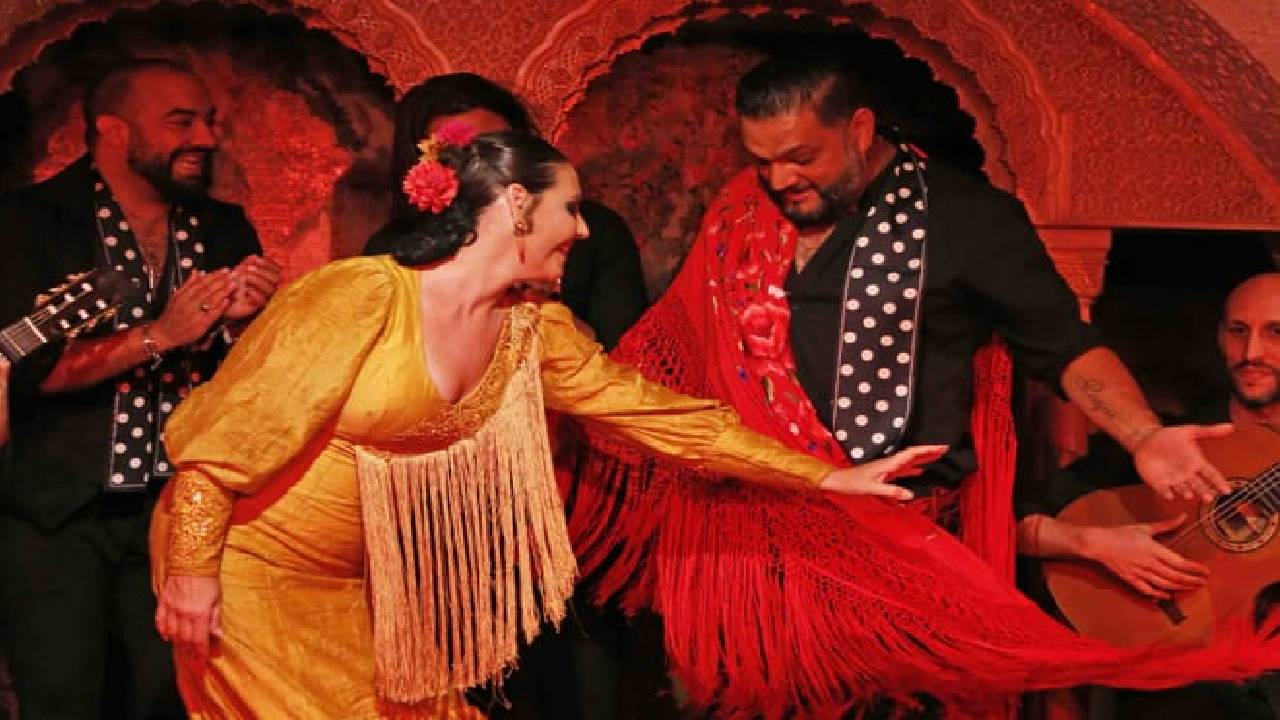Flamenco Show with drink or tapas or dinner included at Tablao Cordobes in La Rambla Barcelona