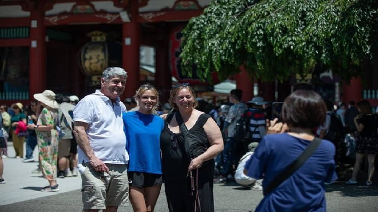 Asakusa Senso-ji Temple and Old Tokyo Walking Tour