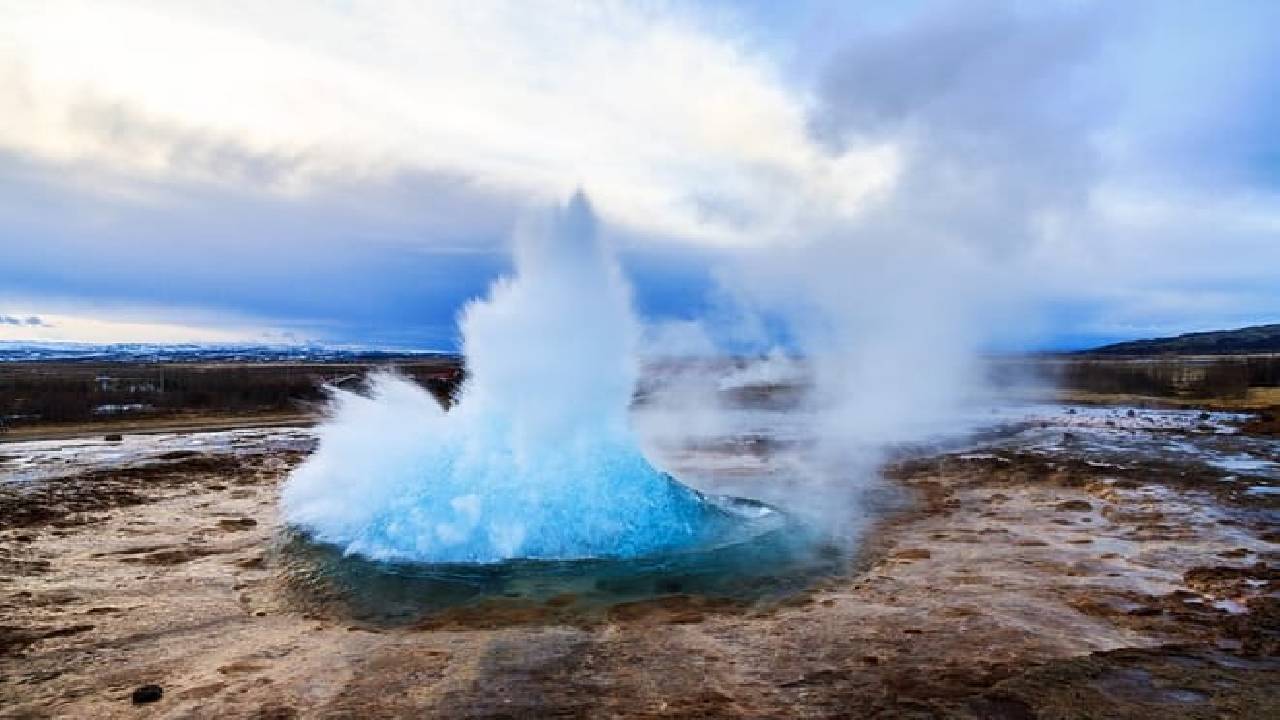 Private Golden Circle Welcome Tour with Keflavik Airport Pickup