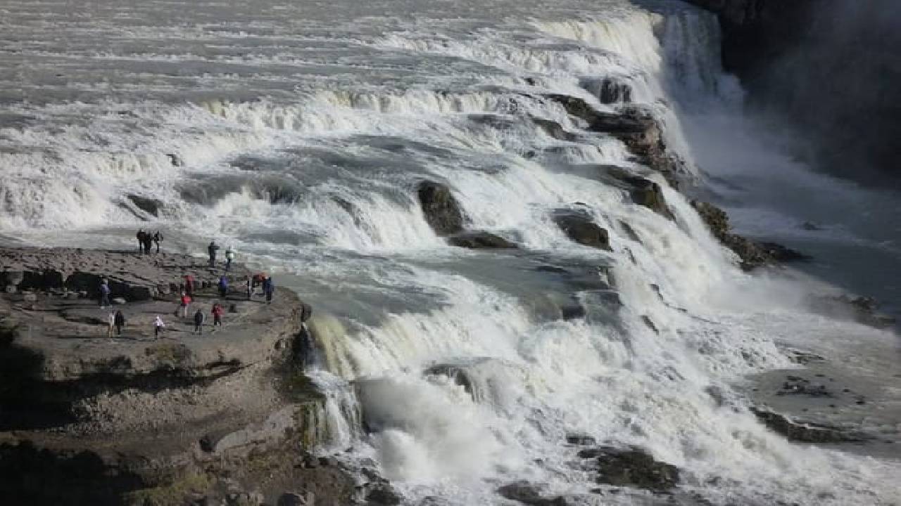 Private Golden Circle Welcome Tour with Keflavik Airport Pickup